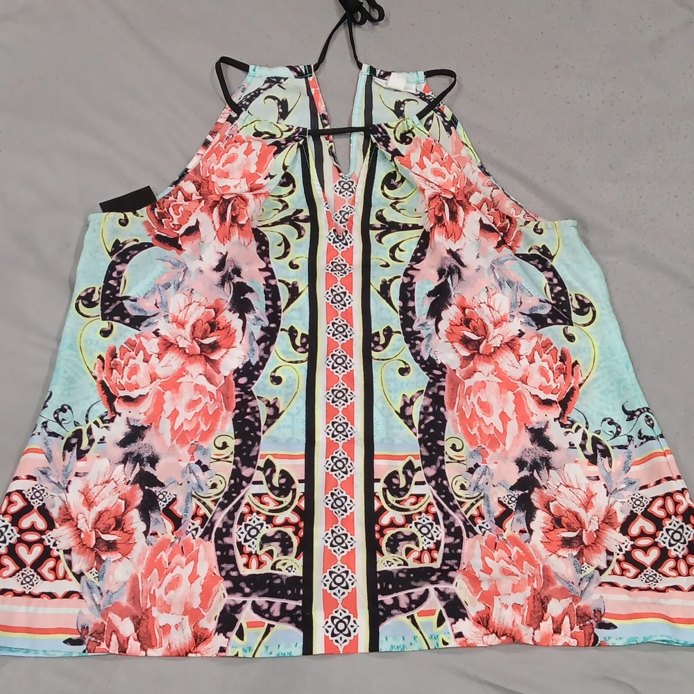 ✔️Floral Print Tank